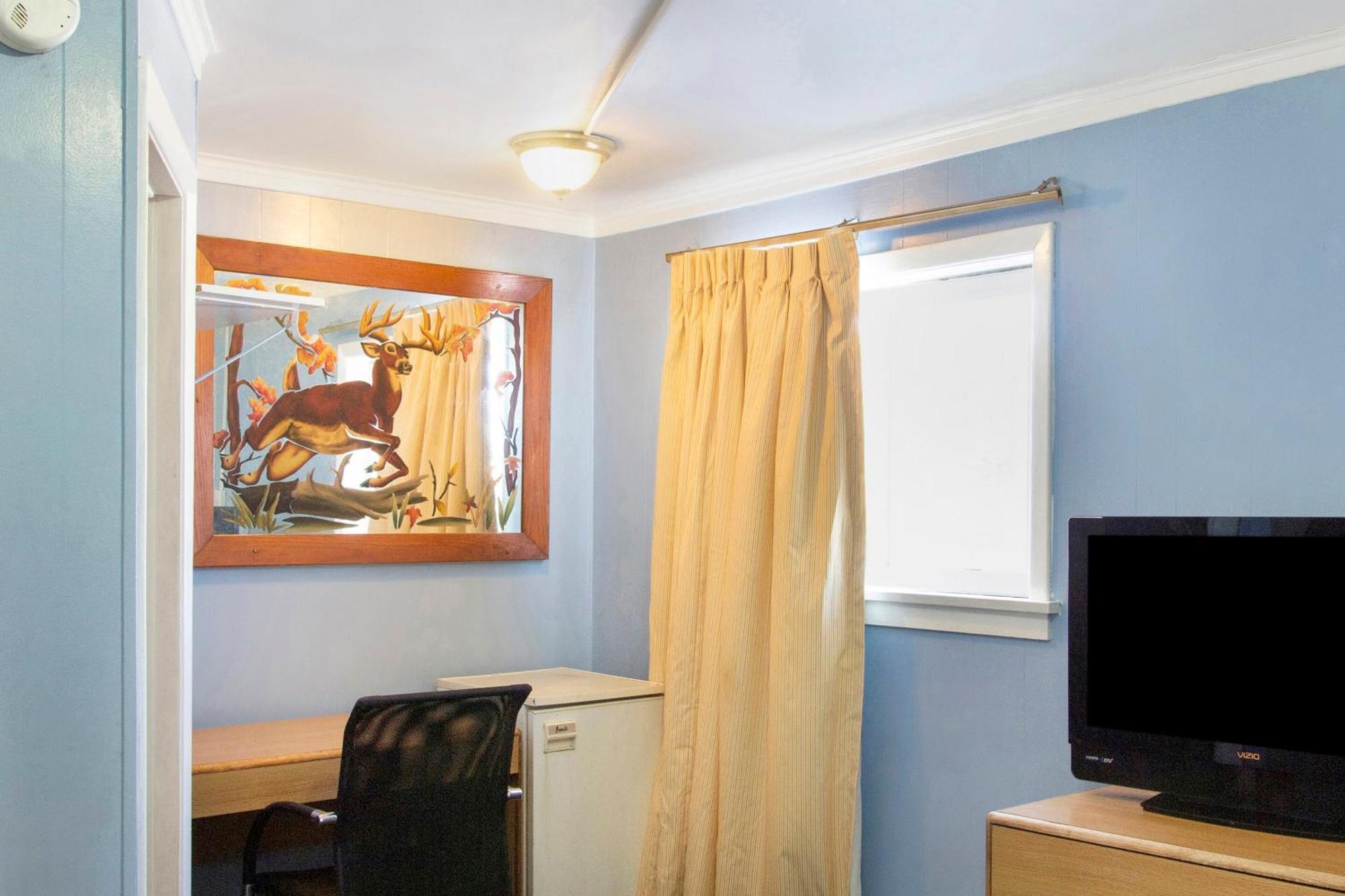 Oyo Hotel Wilkes-Barre East Екстериор снимка