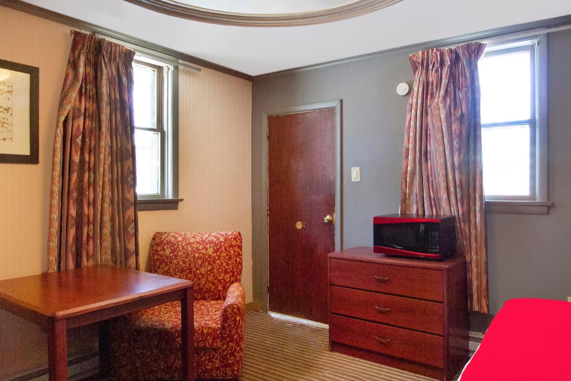 Oyo Hotel Wilkes-Barre East Екстериор снимка